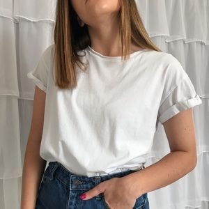 ❌SOLD ON DEPOP ❌ Plain White Tee